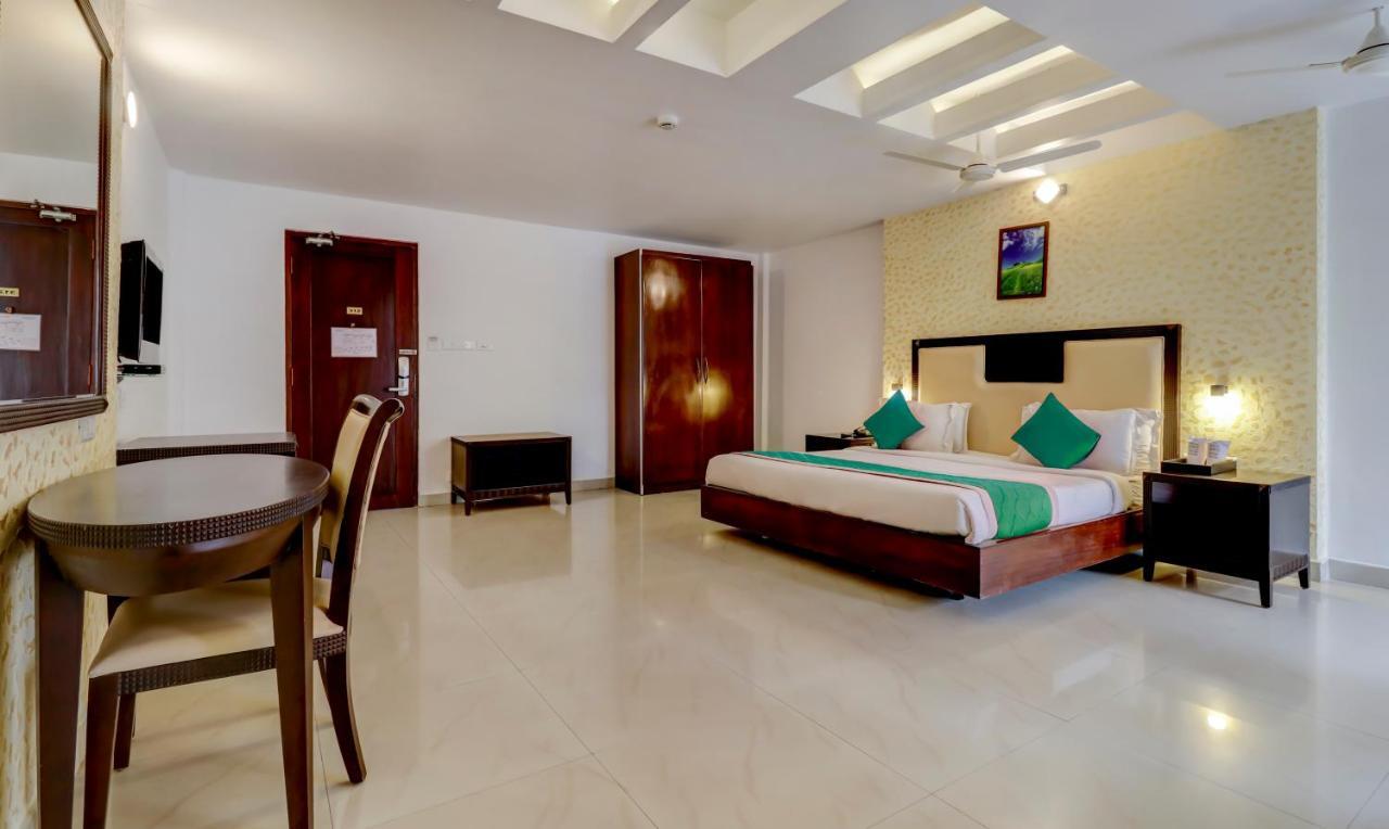 Hotel Luciya Kochi Exterior foto